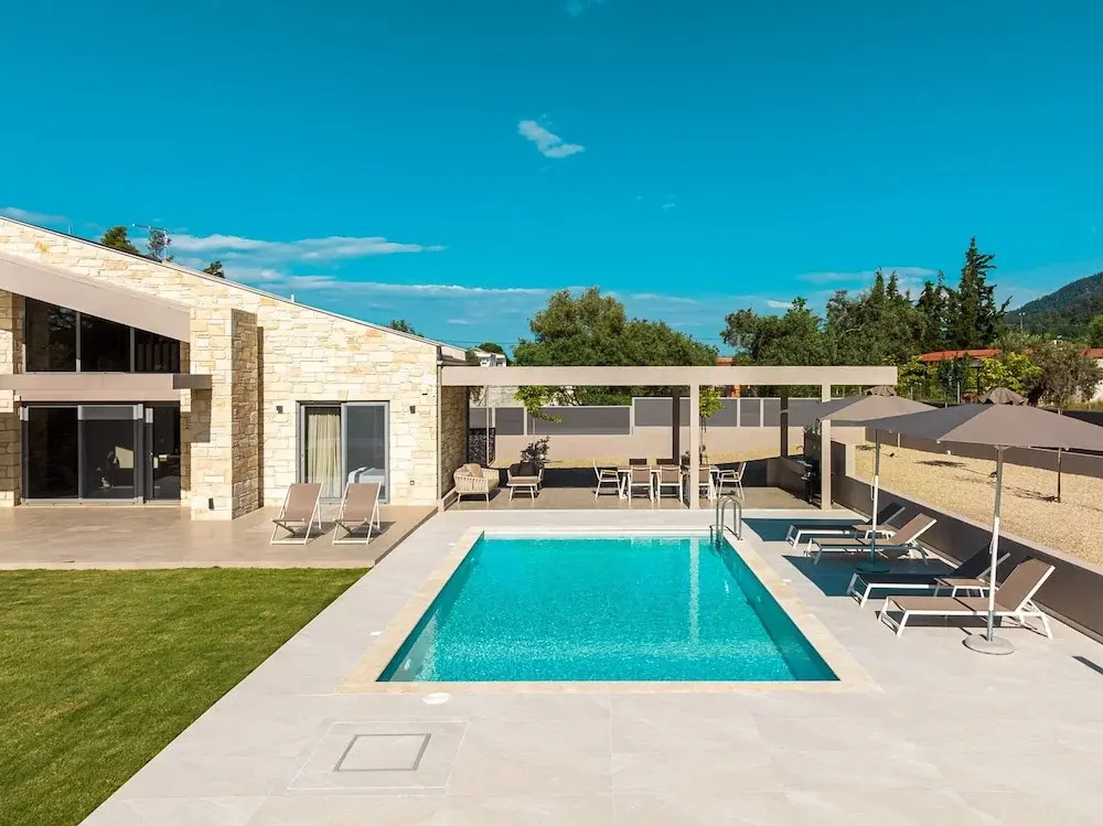 Terra Petra Luxury Villas by Travel Pro Services- Vourvourou Halkidiki