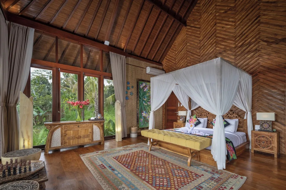 Villa Lembah Damai