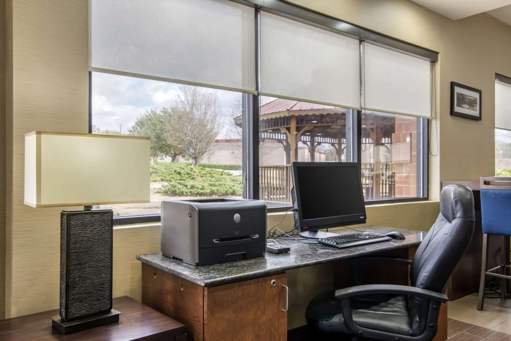 Comfort Suites Macon Northwest