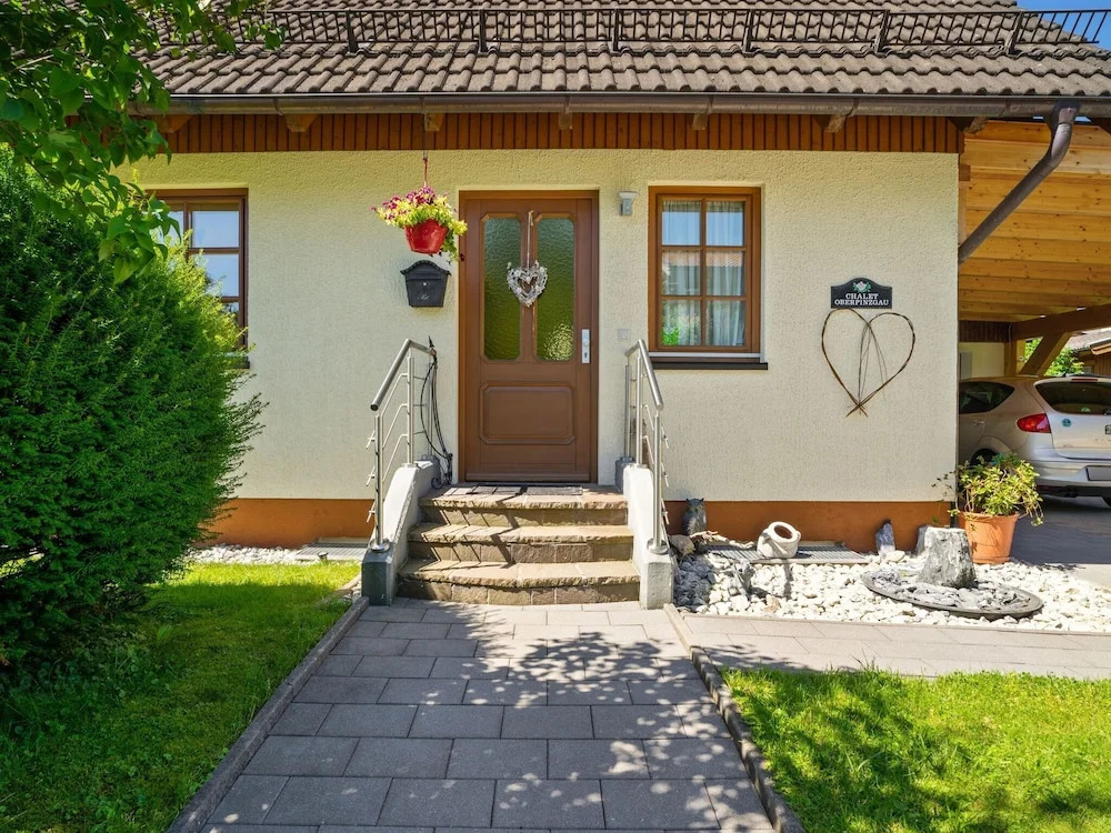 Cosy Chalet in Mühlbach With Private Garden