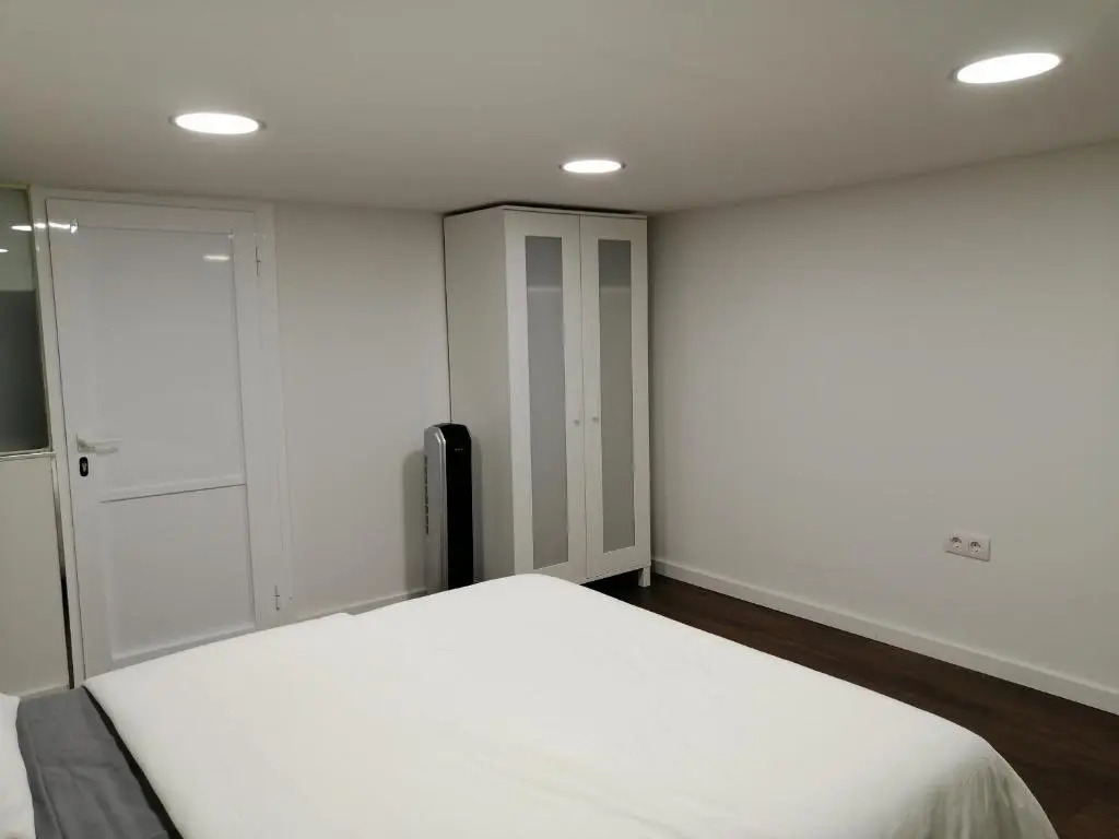 BIOMA Modern & Minimalist Apartment