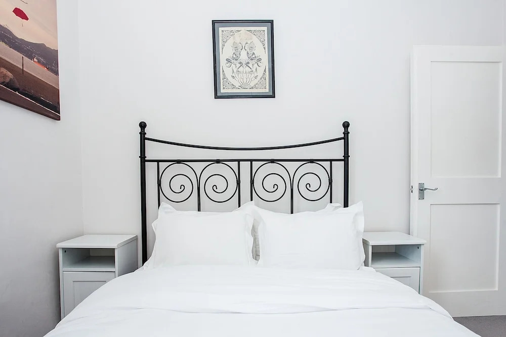 Newly Furnished Modern 1 Bed in South East London