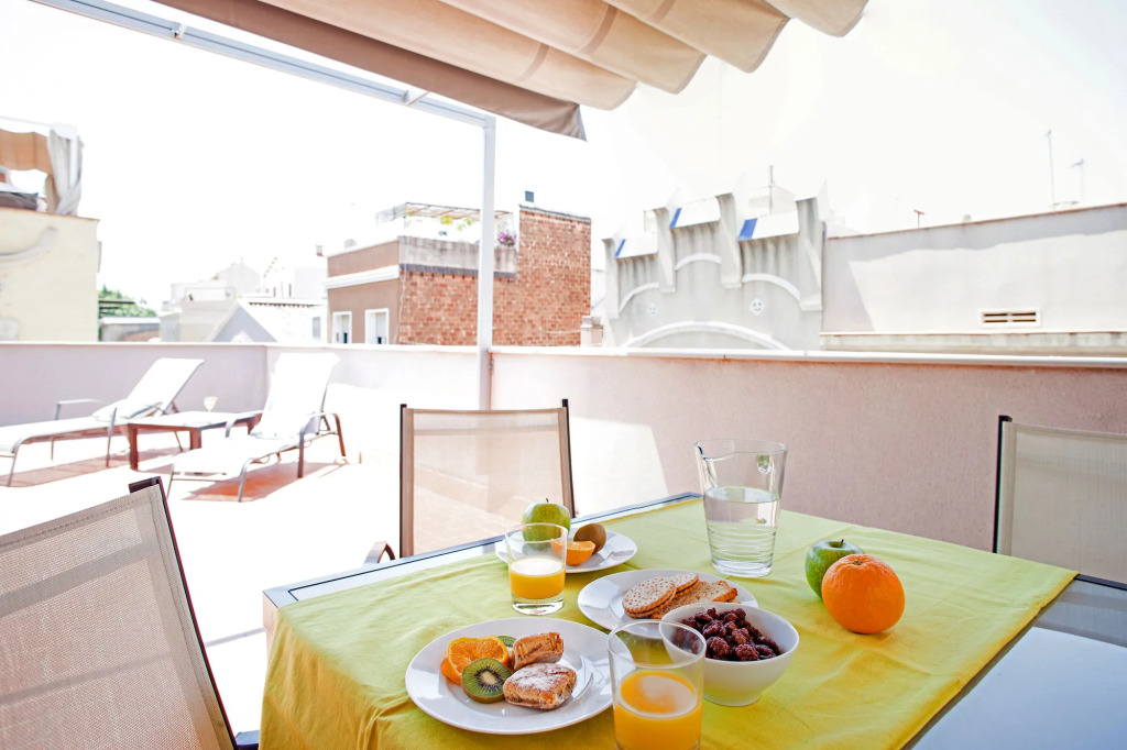 Feelathome Poblenou Beach Apartments
