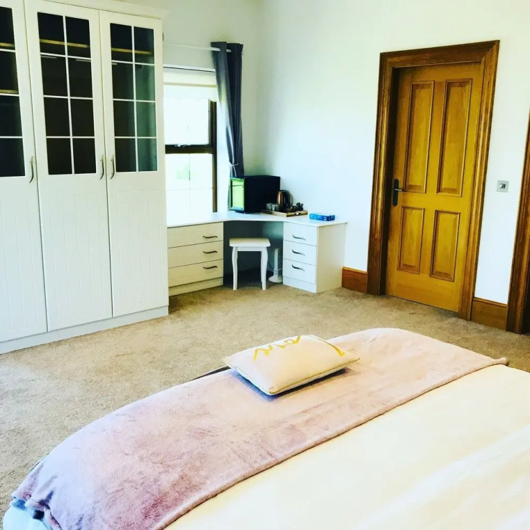 Beechtree Manor Stunning 4 Bedroom Home