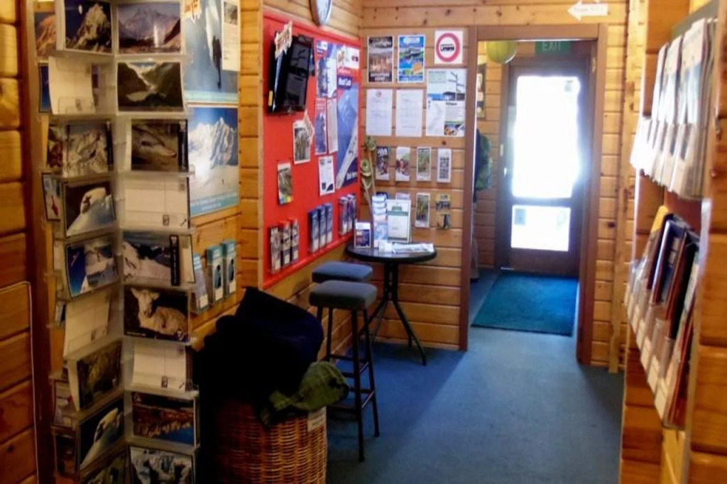 Haka House Hostel Aoraki Mt Cook