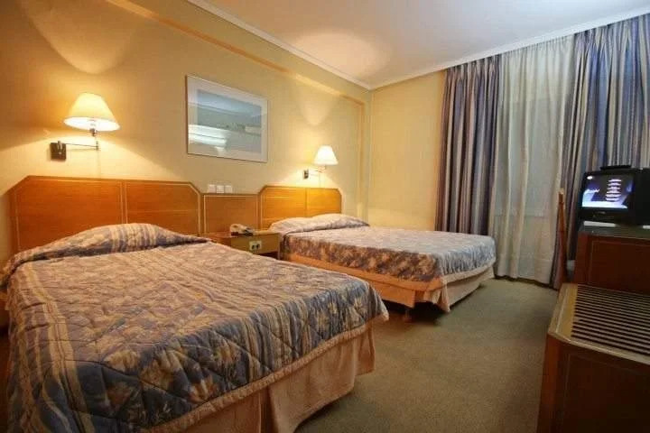 Ionis Hotel