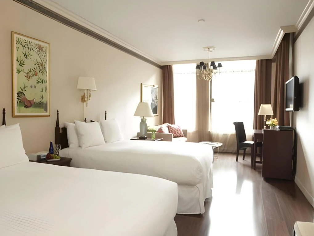 Avalon Hotel
