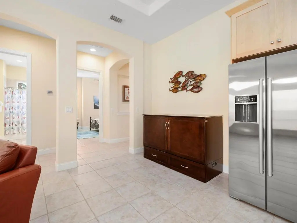 Lost Treasure, New Property, 3 BR+, Guest Suite, Ocean View, Pets, Sleeps 8
