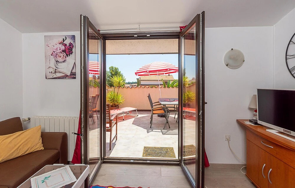 Stunning Apartment in Pula With Wifi and 2 Bedrooms