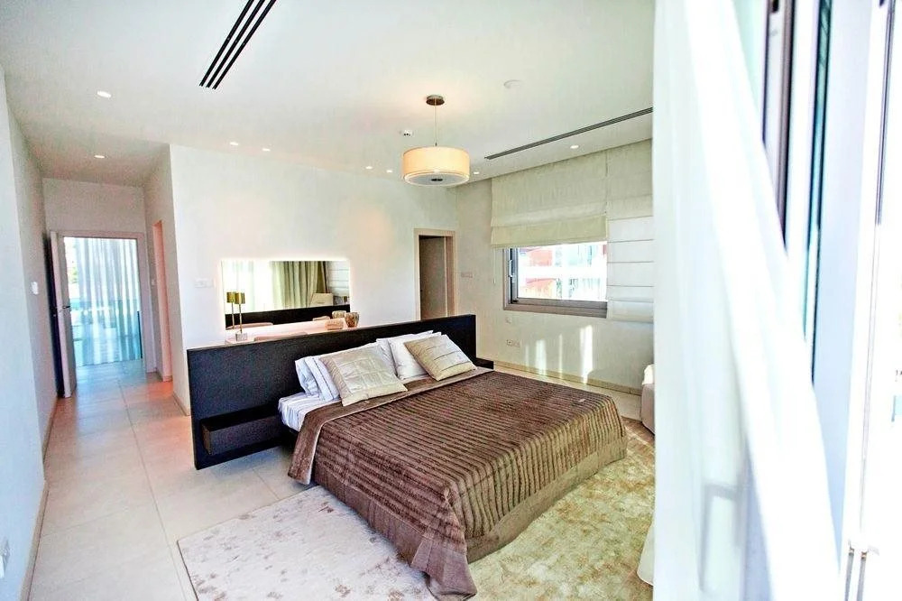 Emerald Elite Luxury Home