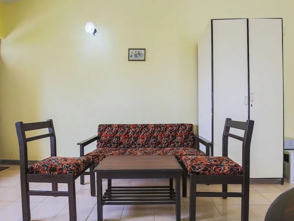 OYO 15110 Home Elegant Studio Calangute