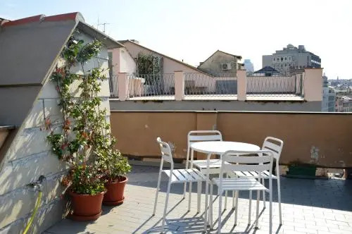 Sunflower Apartment with private terrace parking and lift