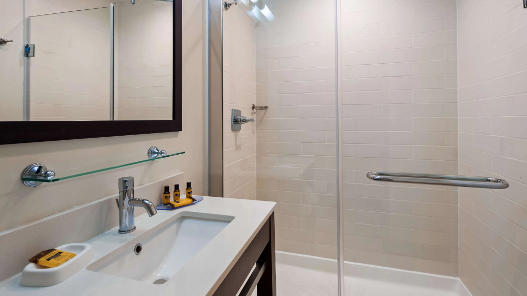 Best Western Plus Philadelphia Convention Center Hotel