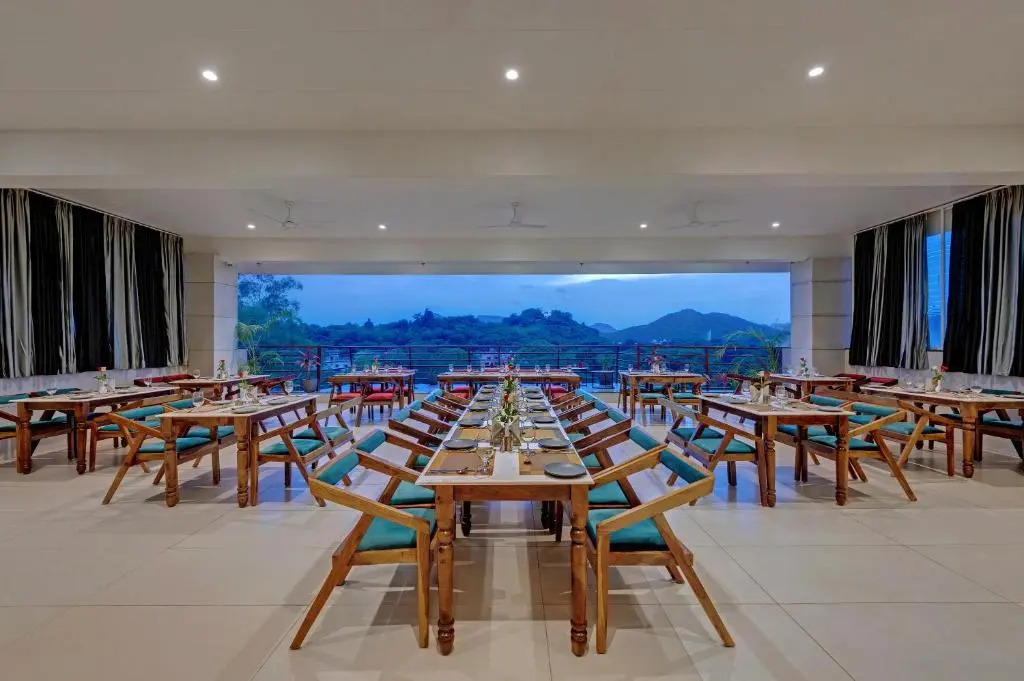 Click Hotel Suryaprakash