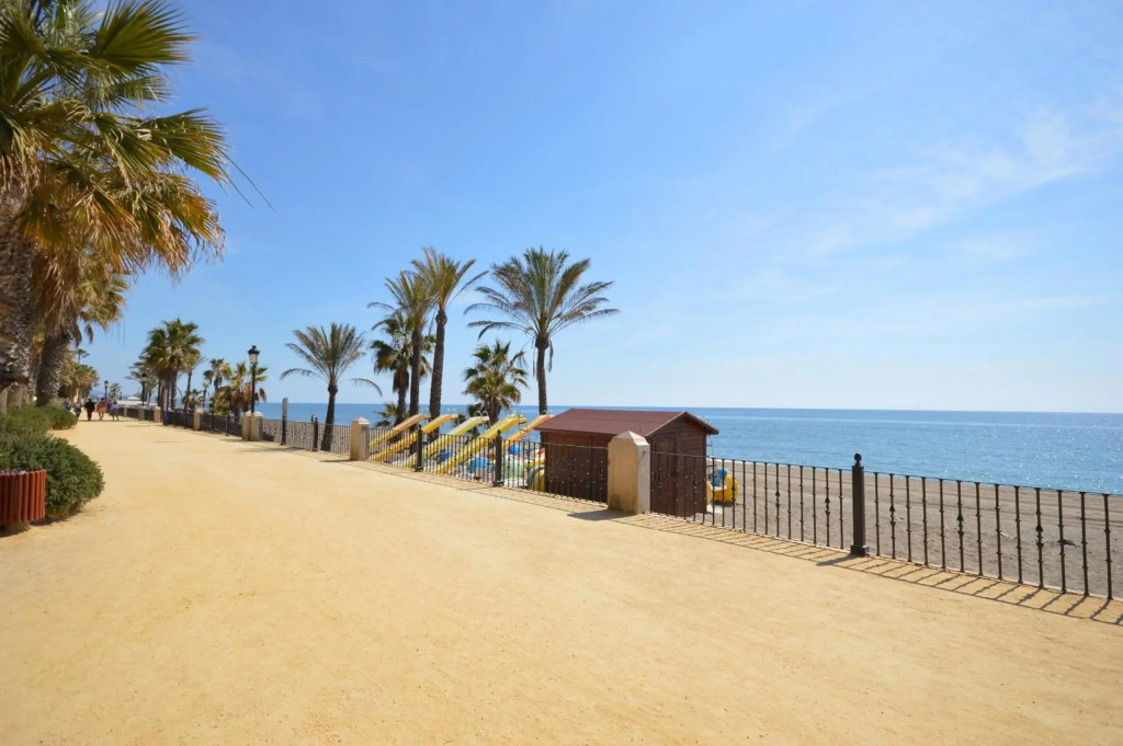 Casa Palmera - Marbellamar by Finest Rentals