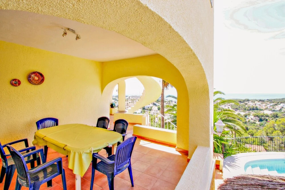 Los Llanos - sea view villa with private pool in Benissa