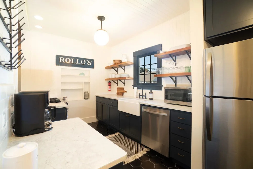 Salt House - 2 Br Home