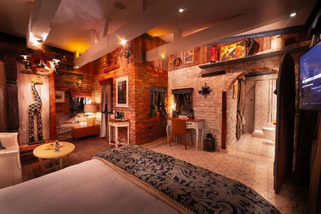 Pauls Fantasia Boutique Suites