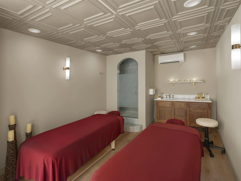 Cambridge Beaches Resort and Spa