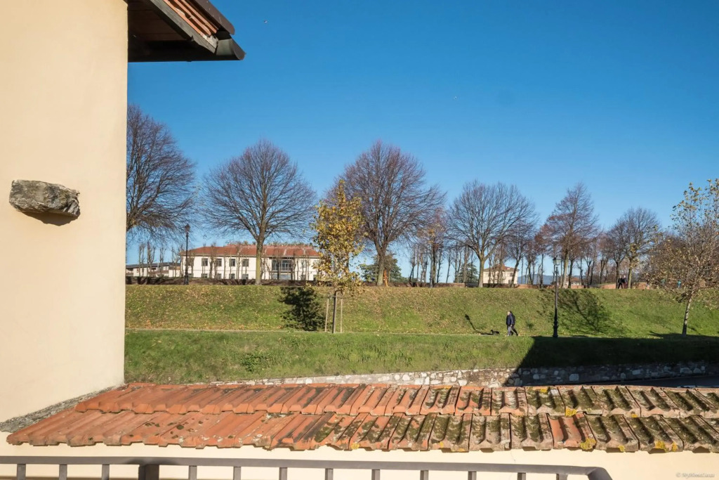 TORNESE with PRIVATE PARKING and TERRACE
