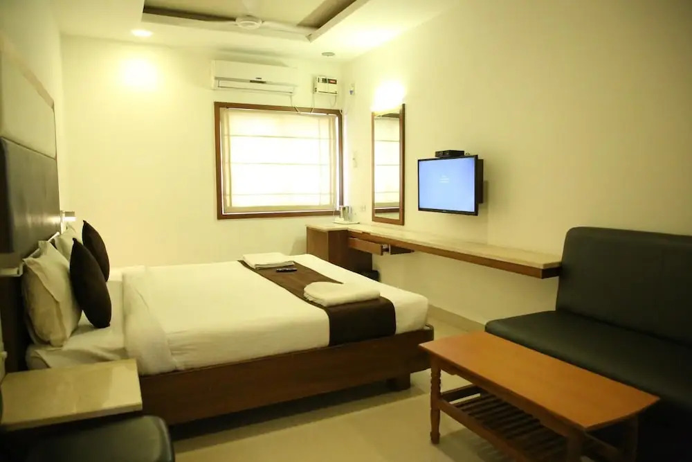 Sri Chakra Inn