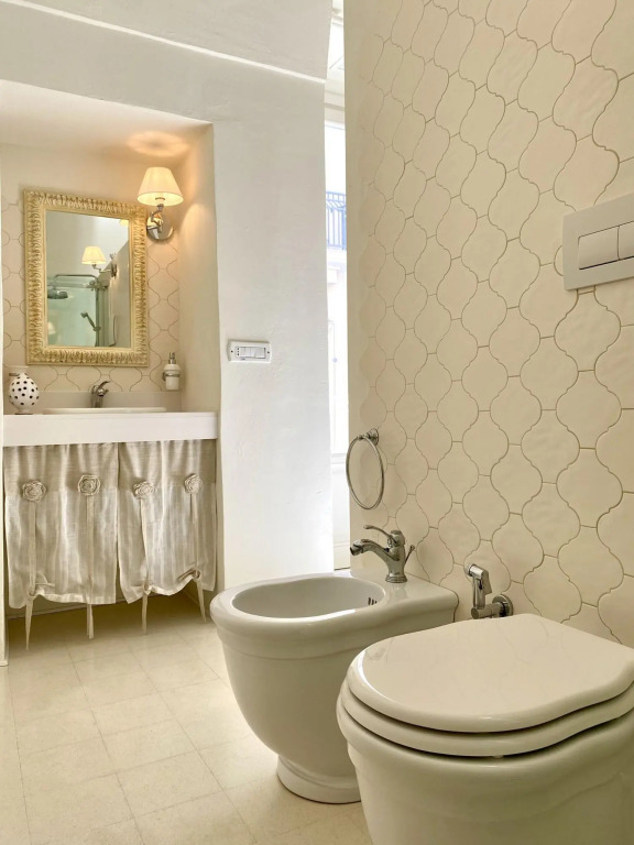 2 people, 1 bathroom, suitable for couples, terrace, central location-Luxury by Dimore Le Murattiane