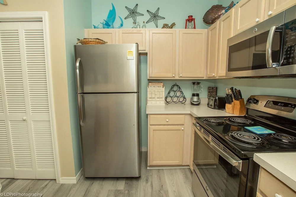 Sandpiper Cove 9230 2 Bedroom Condo by RedAwning