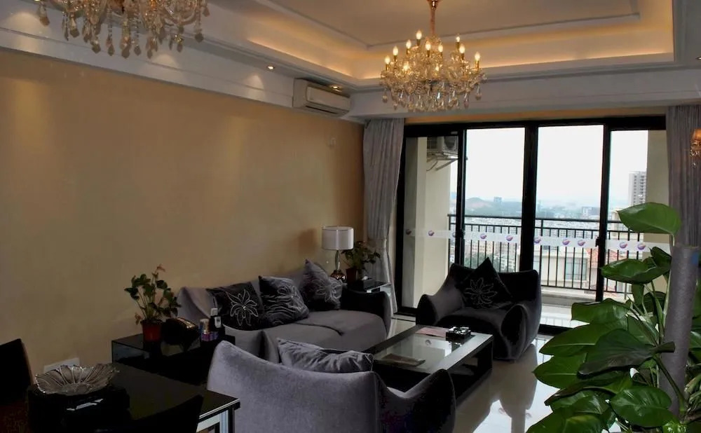 Butchart International Apartment Hotel