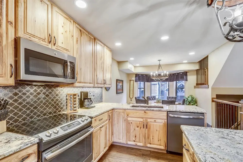 Village Point 109 townhouse