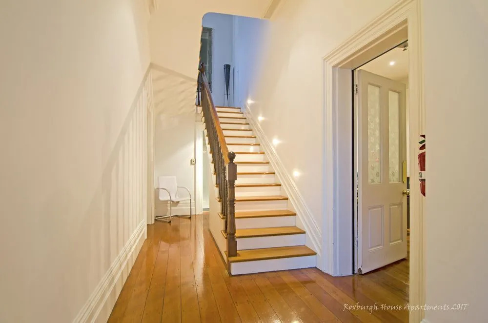 Roxburgh House Apartments