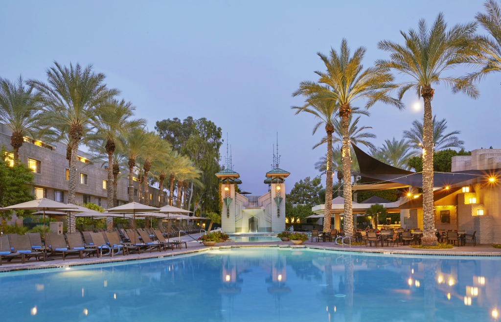 DoubleTree by Hilton Hotel Chicago Wood Dale - Elk Grove