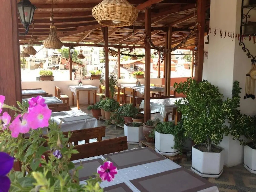 Nazar Hotel