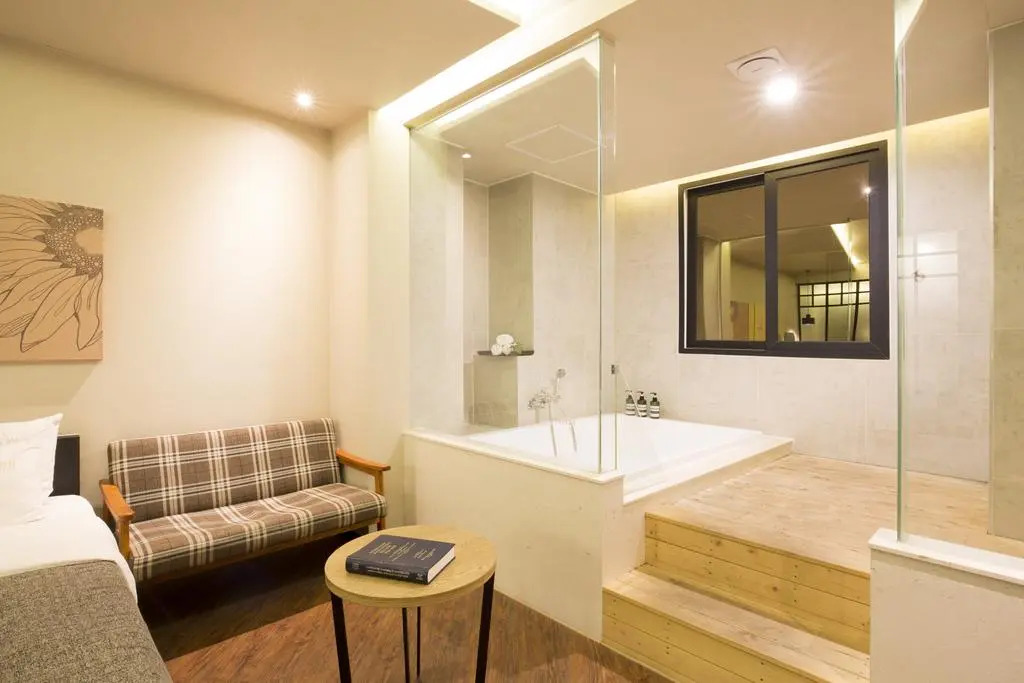 Two Heaven Hotel