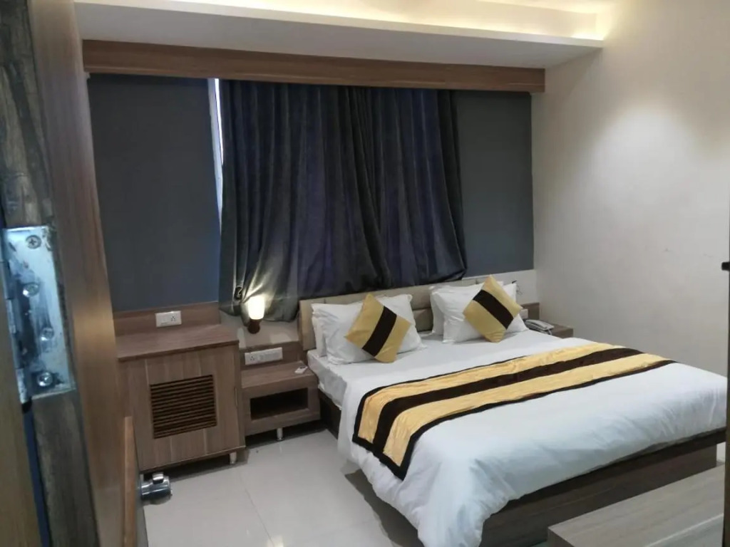 Hotel Satellite Inn