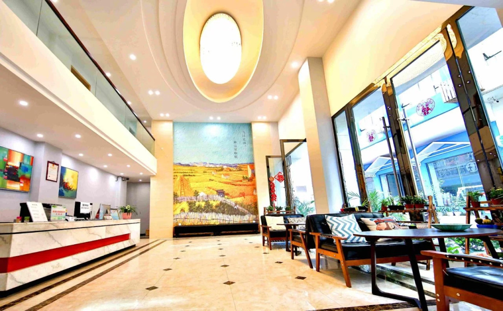 Time Machine Hotel