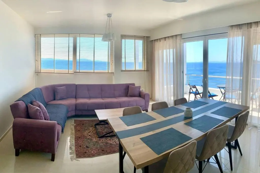 AKROTIRI ELEGANT SUITE No1