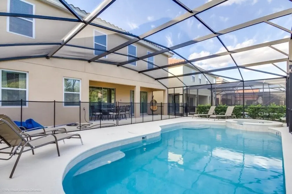 5244oa 6 Bedroom Villa