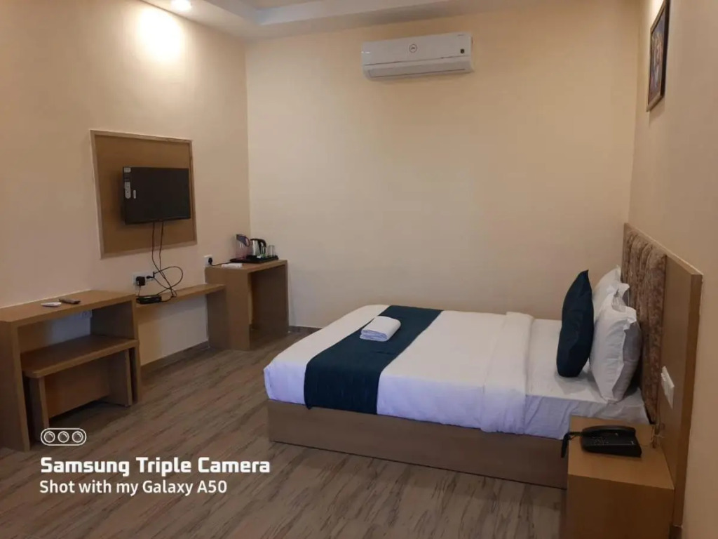 Hotel Fun Park Sanand