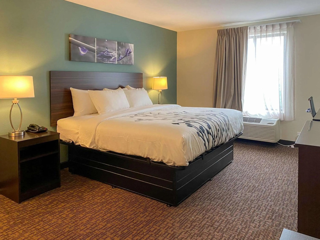 Sleep Inn Greensboro - Coliseum Area
