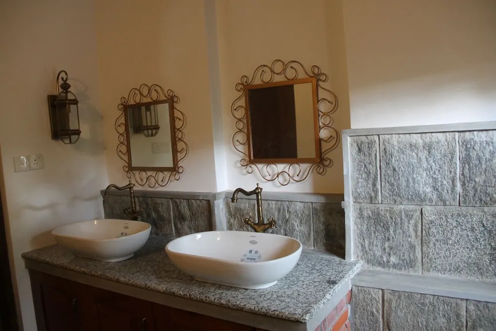 Siriniwasa Luxury Villa with Private Pool