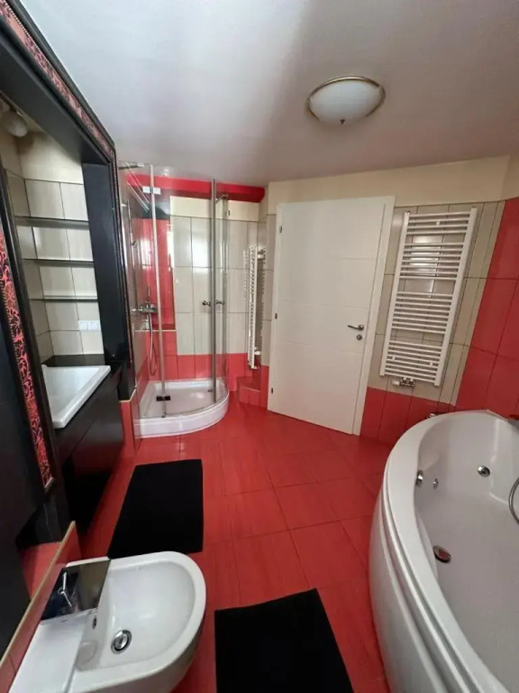 Room DeLuxe