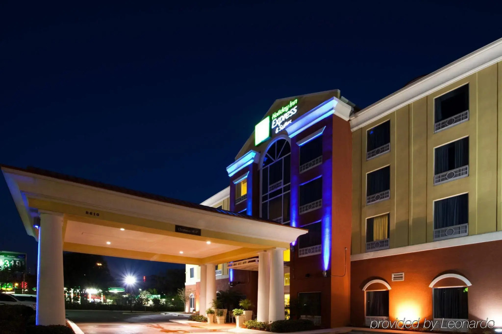 Holiday Inn Express Hotel & Suites Tampa-Fairgrounds-Casino by IHG