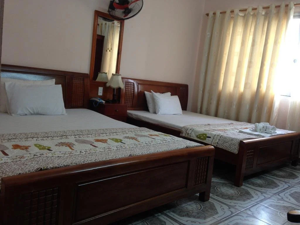 Don Hien 2 Hotel
