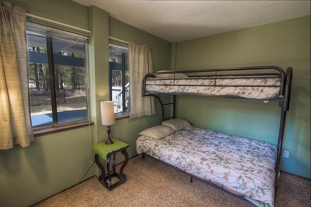 Ponderosa Palace by Lake Tahoe Accommodations