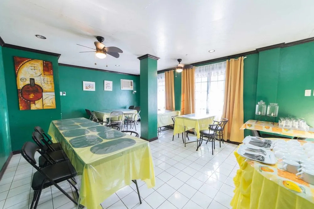Reddoorz Near Fruit Market Tagaytay