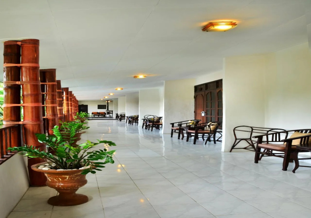Sarinande Hotel