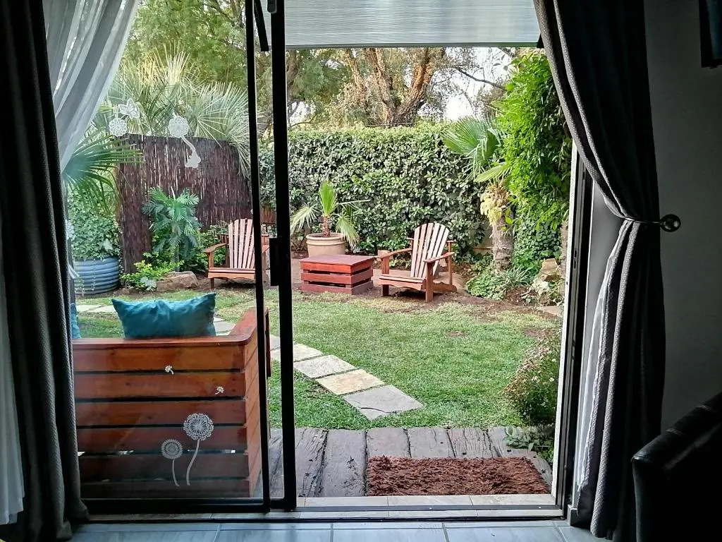 Roxys Rest Guest House