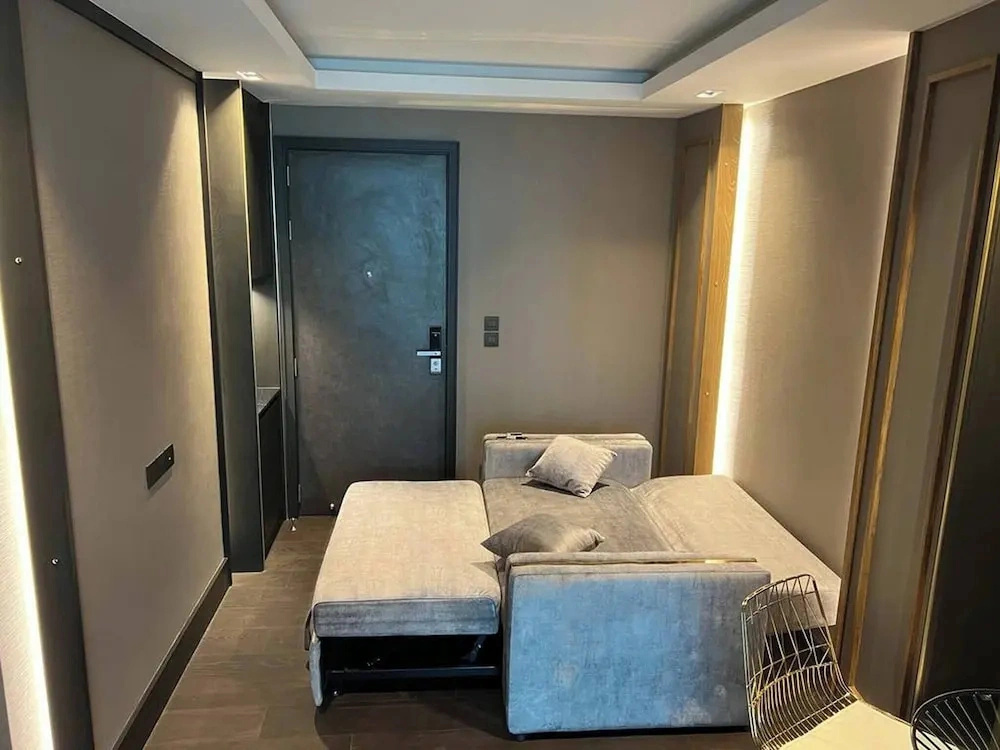 Room-luxury Condo, Chaing Mai Night Baza