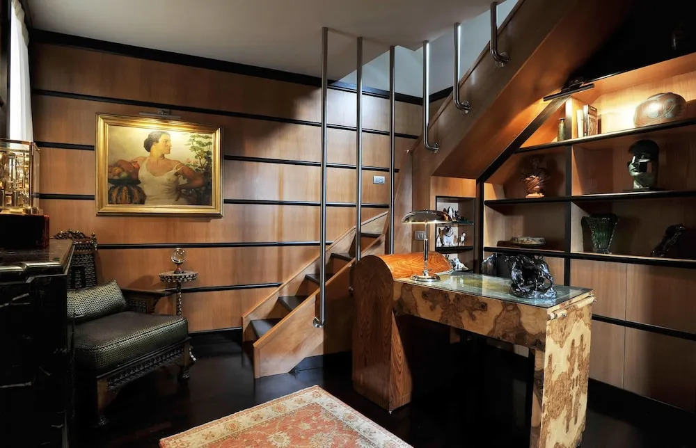 La Palazzina Santa Dorotea Splendid Rome Townhouse With Courtyard Garden