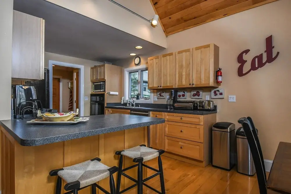 Wisp' n Away 5 Bedroom House